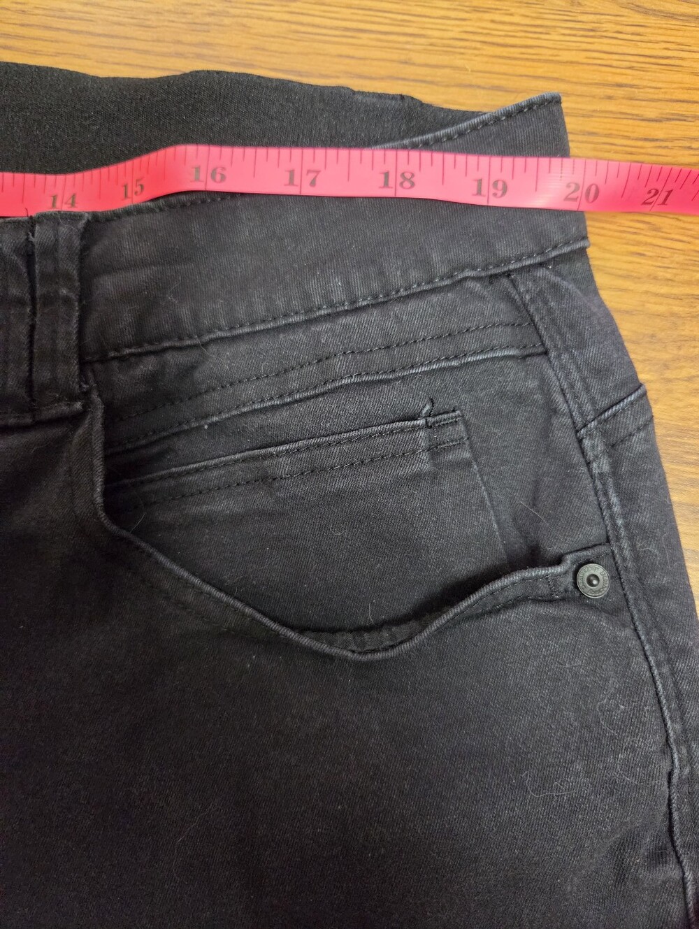Democracy Black Knee-Length Cotton Blend Shorts Size 18W - Picture 2 of 9